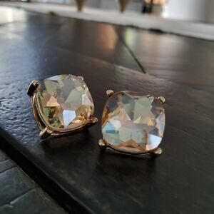 Glamorous Fashion Glass Cut Stud Post Earrings in Gold Champagne